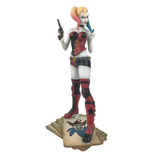 Harley Quinn Collectible Statue (gun in a box)- DC